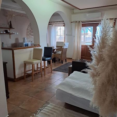 Apartman Romana Postorna Buitenkant foto